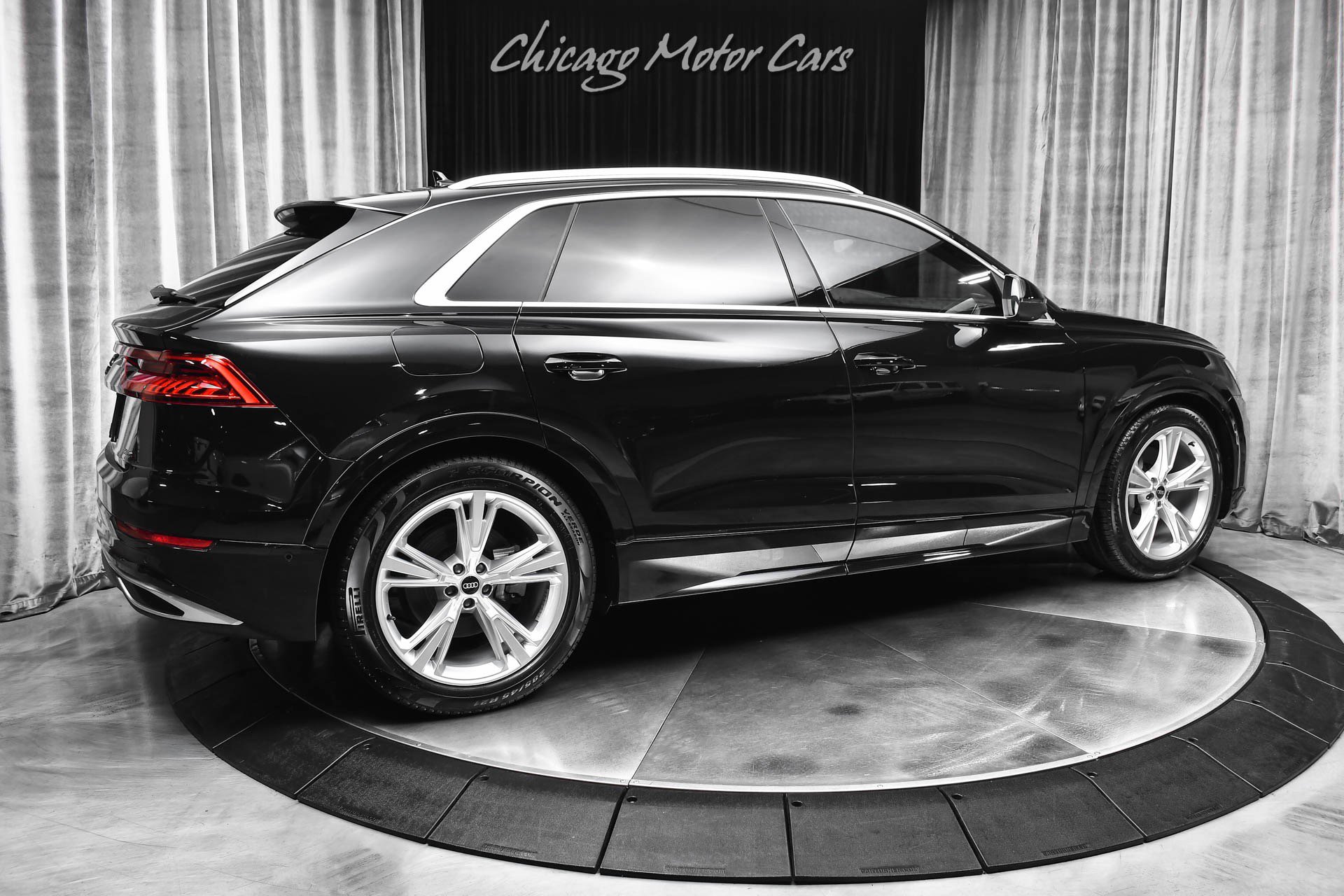 Used 2022 Audi Q8 Prestige w/ Prestige Package AWD/4WD image 5
