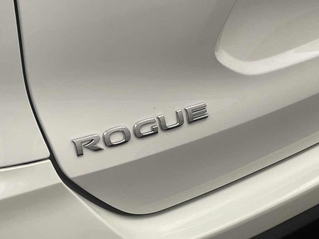 Used 2020 Nissan Rogue S AWD/4WD image 22