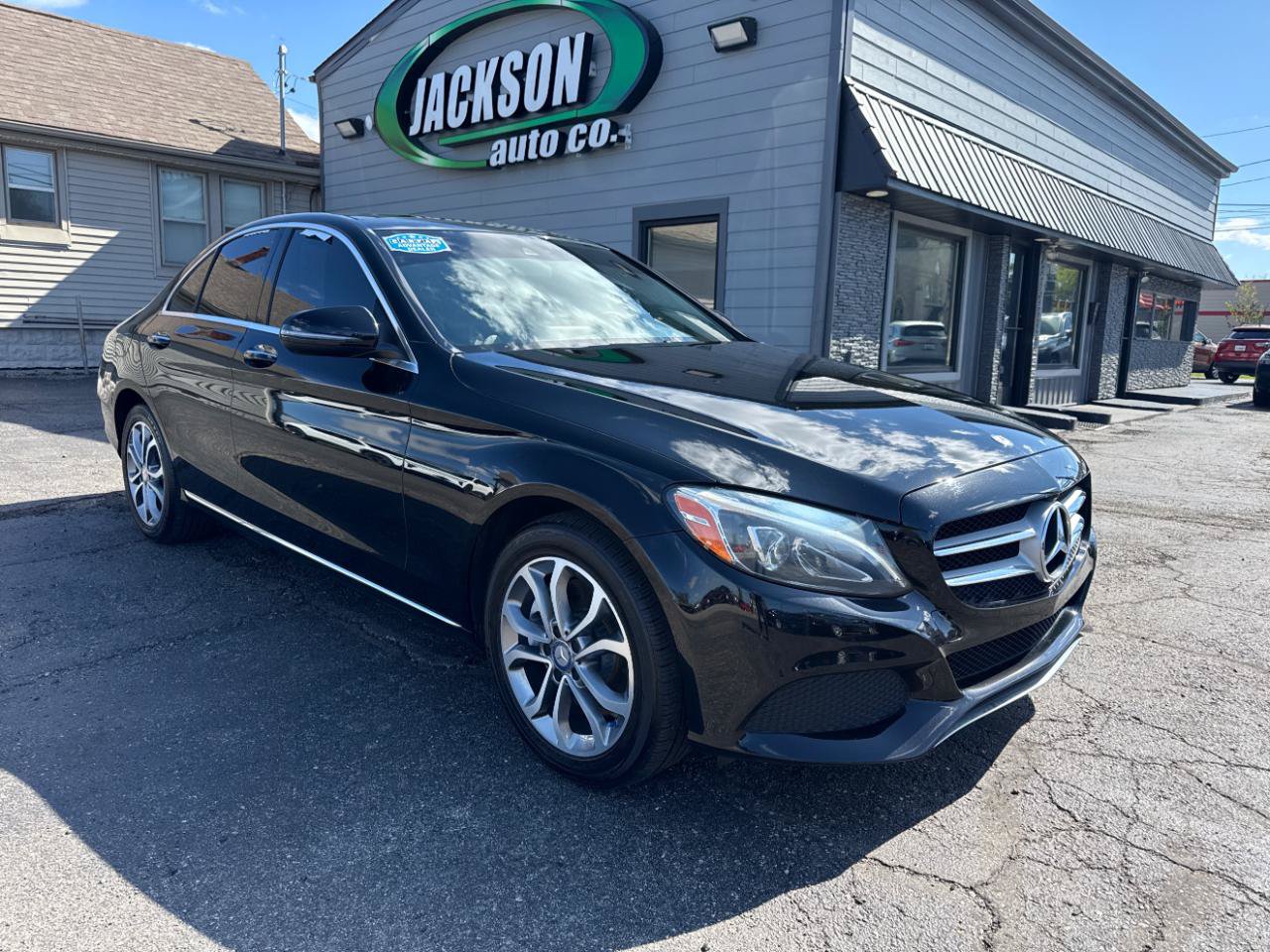 Used 2017 Mercedes-Benz C 300 4MATIC Sedan image 7