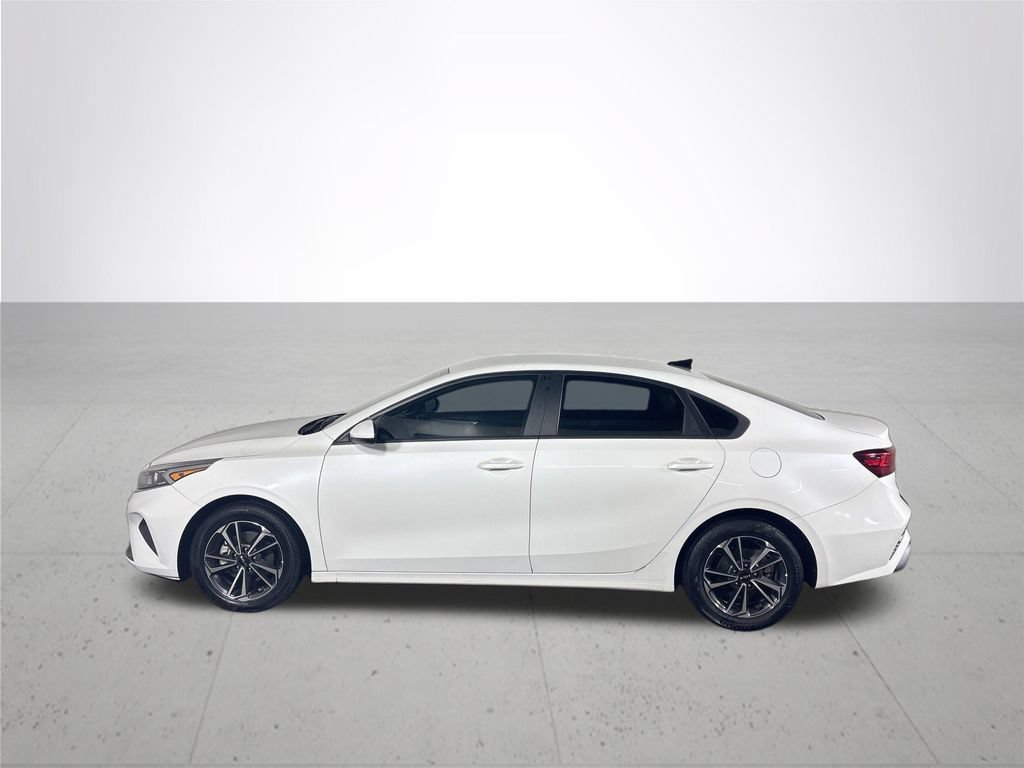 Used 2024 Kia Forte LXS FWD image 9