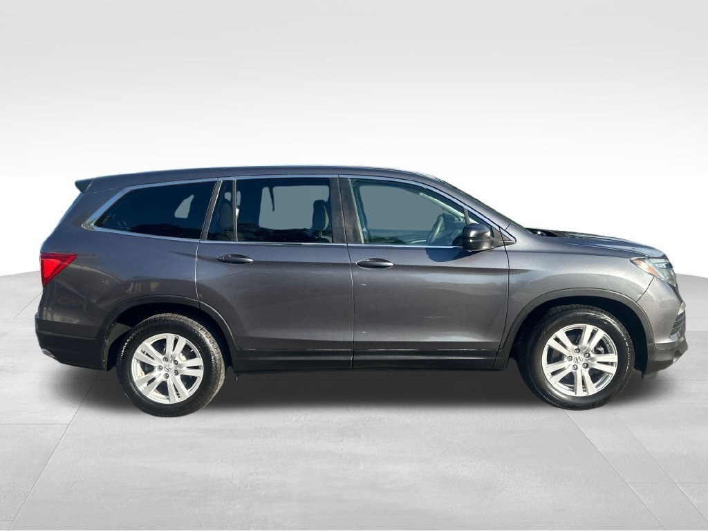 Used 2016 Honda Pilot LX image 9