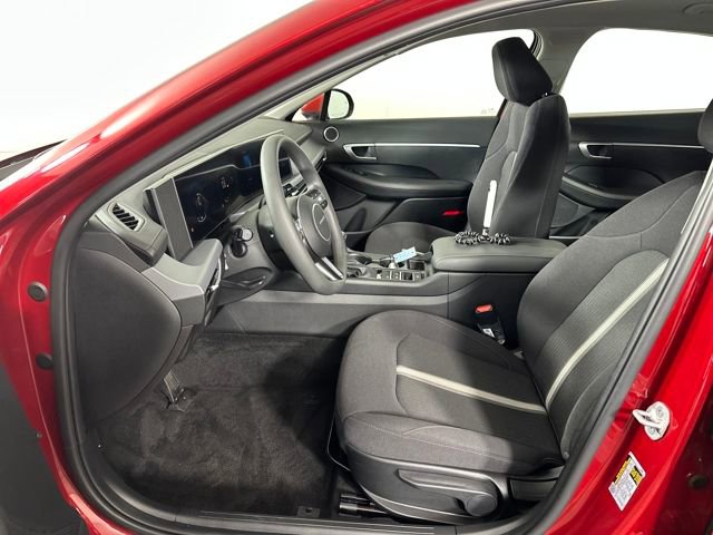 Certified 2025 Hyundai Sonata SE image 30