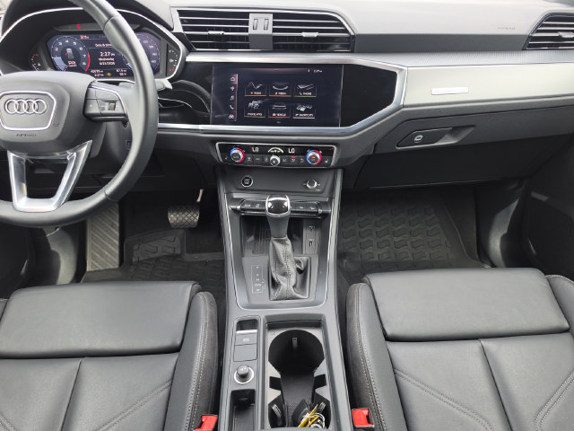 Used 2021 Audi Q3 2.0T Premium Plus w/ Premium Plus Package AWD/4WD image 26
