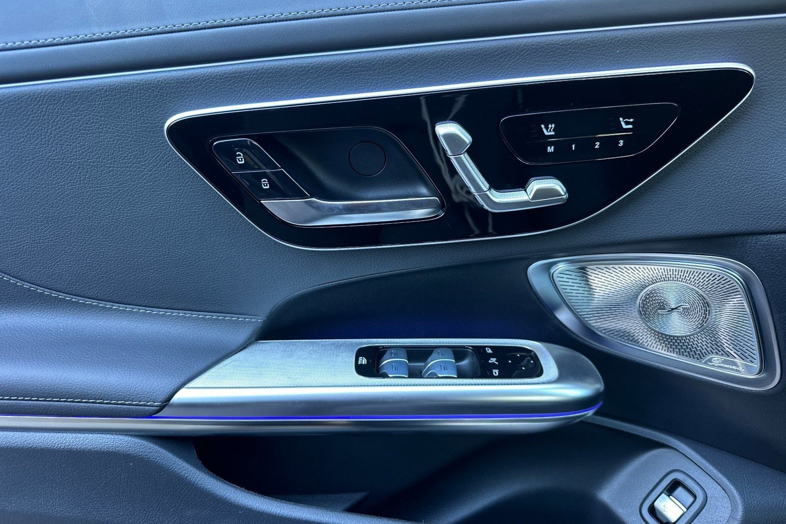 New 2025 Mercedes-Benz CLE 450 4MATIC Cabriolet image 14