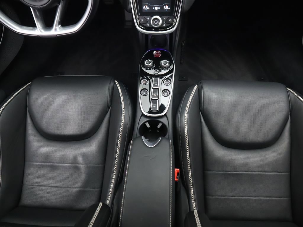 Used 2023 McLaren GT image 15