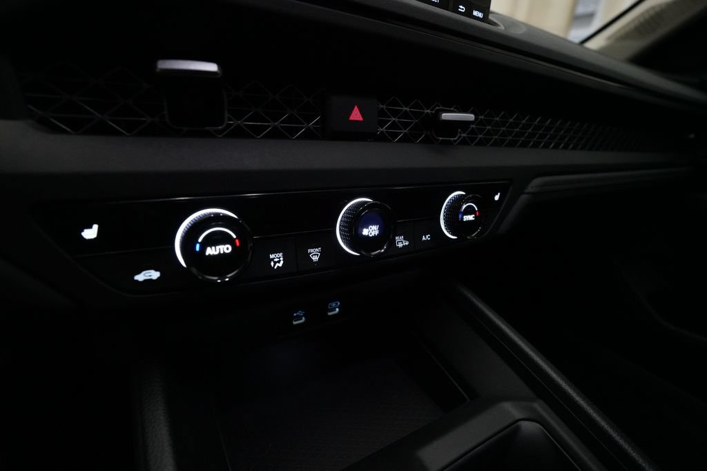 Certified 2023 Honda Accord EX image 20