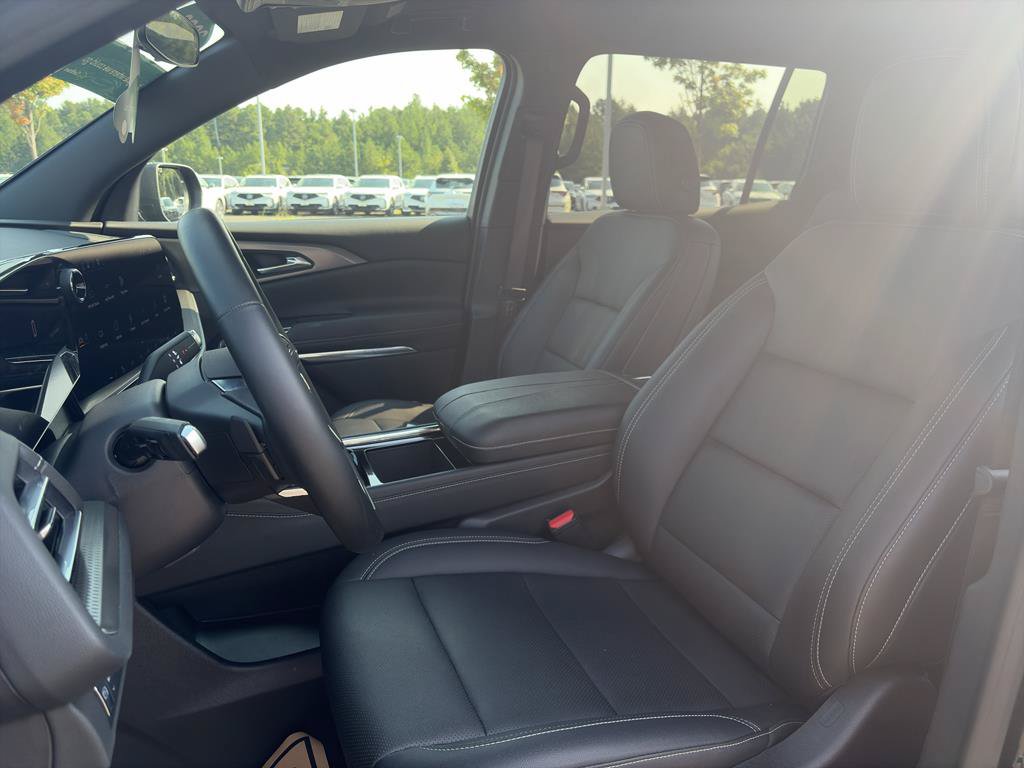 Certified 2026 Chevrolet Traverse LT AWD/4WD image 19