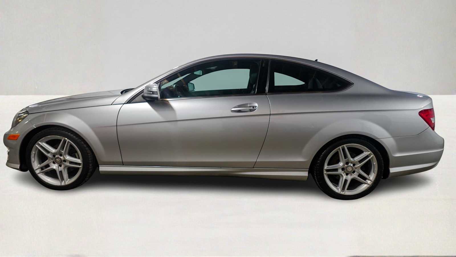 Used 2015 Mercedes-Benz C 250 Coupe image 7