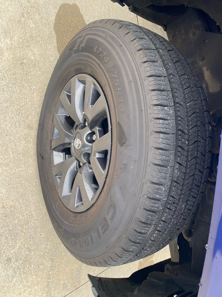 Used 2023 Toyota Tacoma SR5 image 12