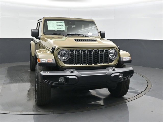 New 2025 Jeep Gladiator Sport image 9