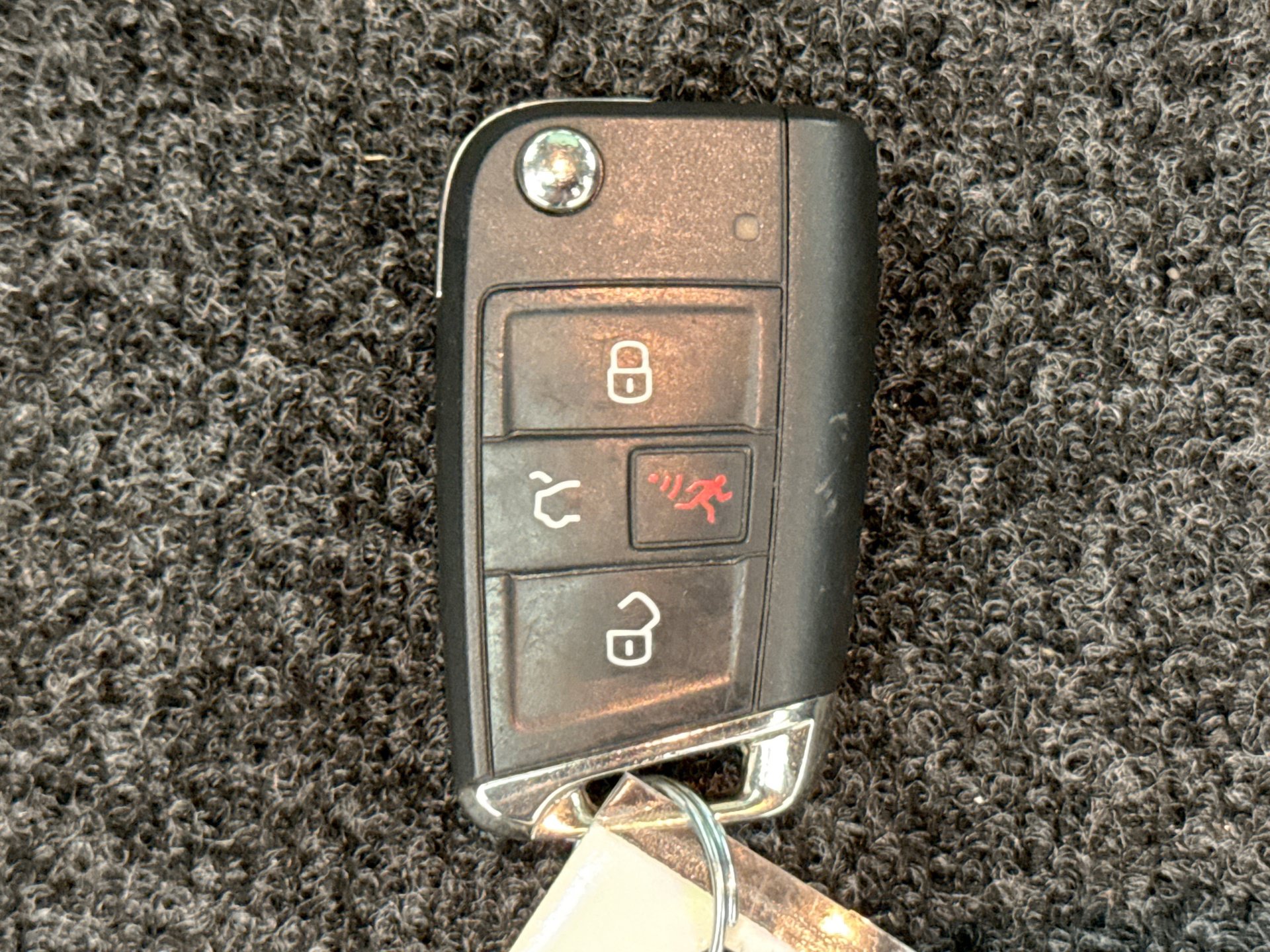 Used 2018 Volkswagen Golf SEL FWD image 24