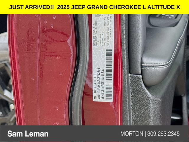 New 2025 Jeep Grand Cherokee L Altitude image 33