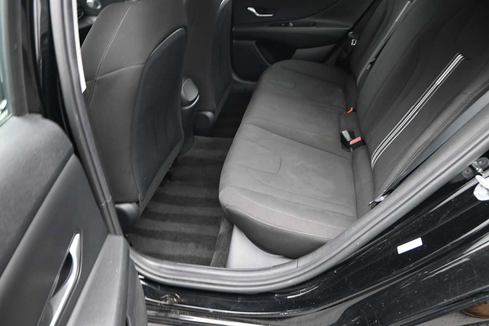 Used 2023 Hyundai Elantra SEL FWD image 20