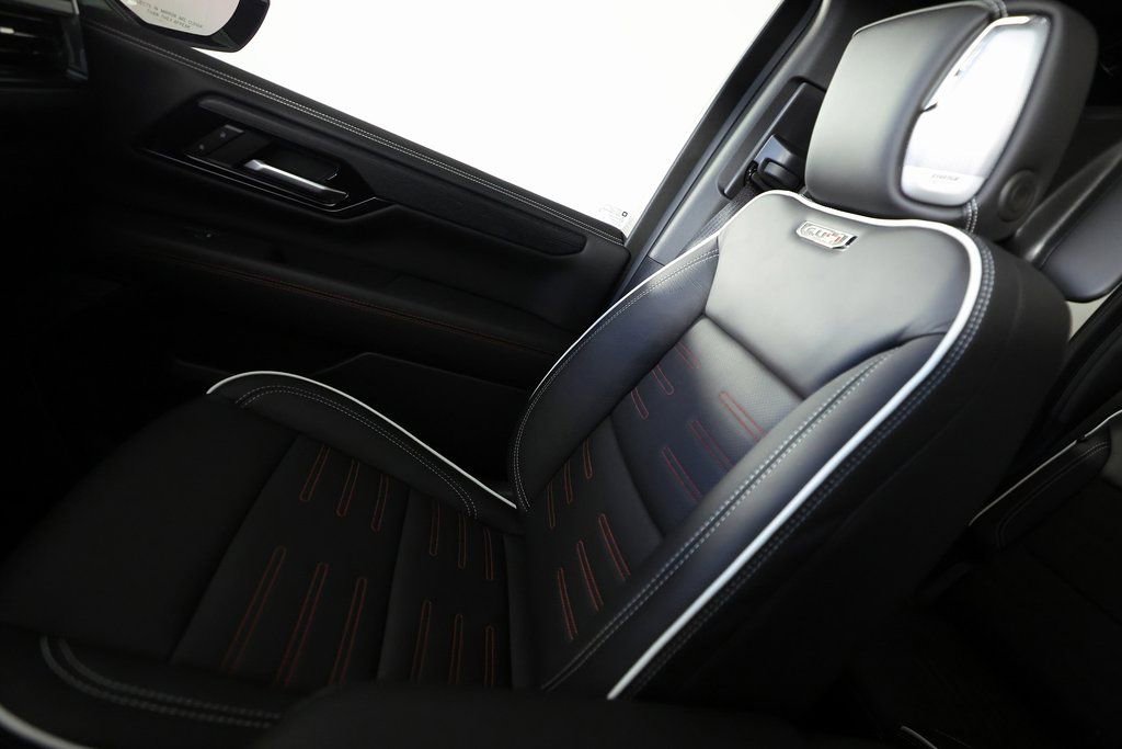 Used 2026 GMC Yukon AT4 Ultimate image 43