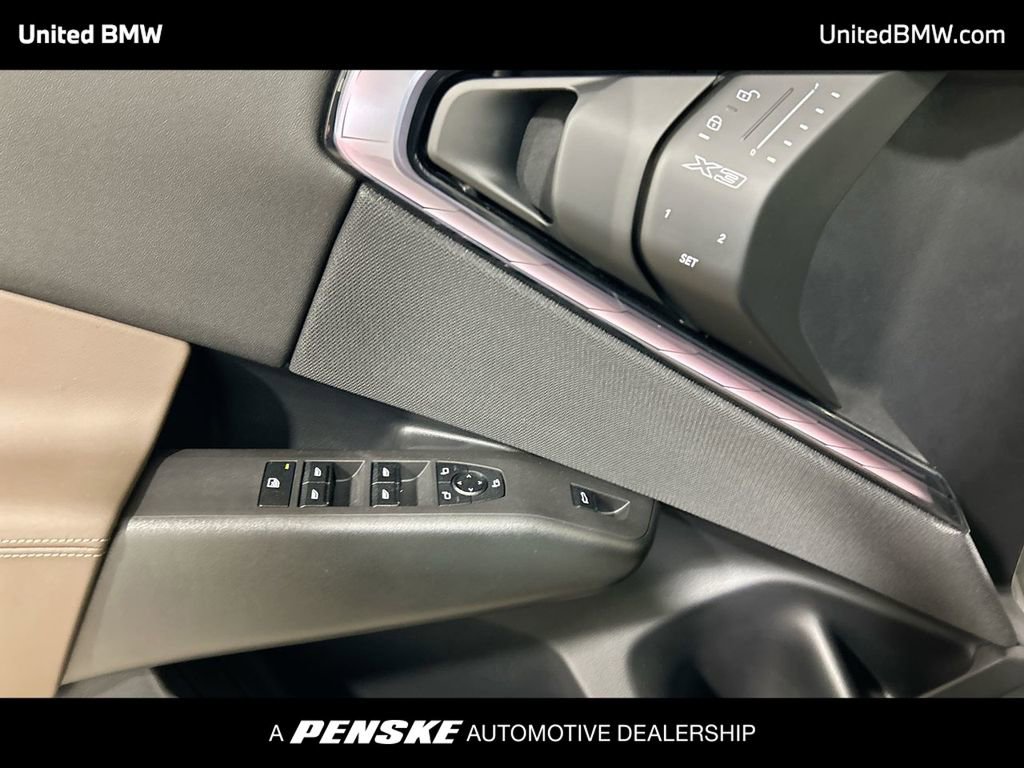 Used 2025 BMW X3 xDrive30i w/ Convenience Package AWD/4WD image 11