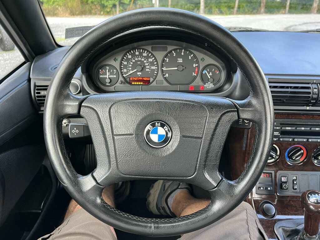 Used 1999 BMW Z3 2.5i RWD image 35