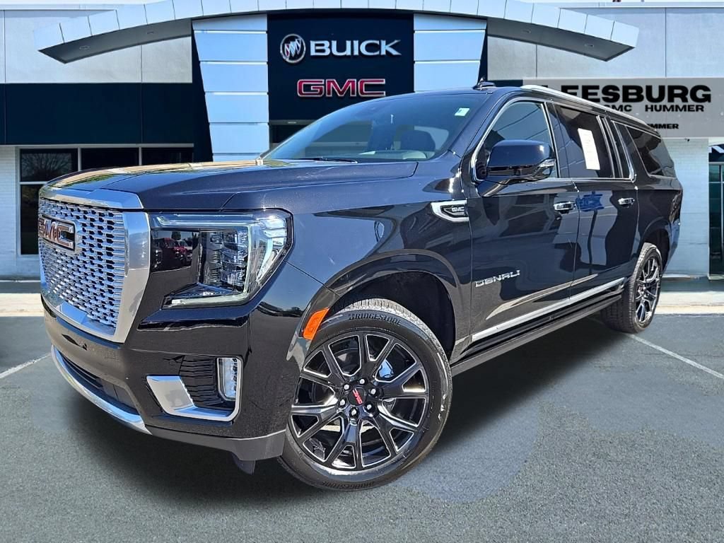 Used 2024 GMC Yukon XL Denali AWD/4WD image 3