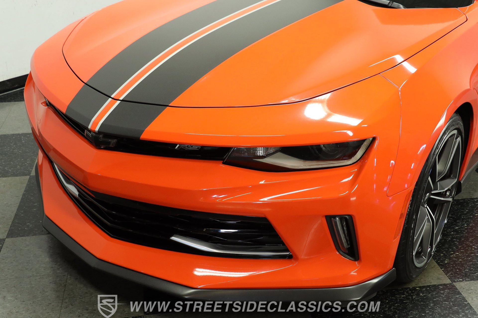 Used 2018 Chevrolet Camaro LT w/ Hot Wheels Edition RWD image 18