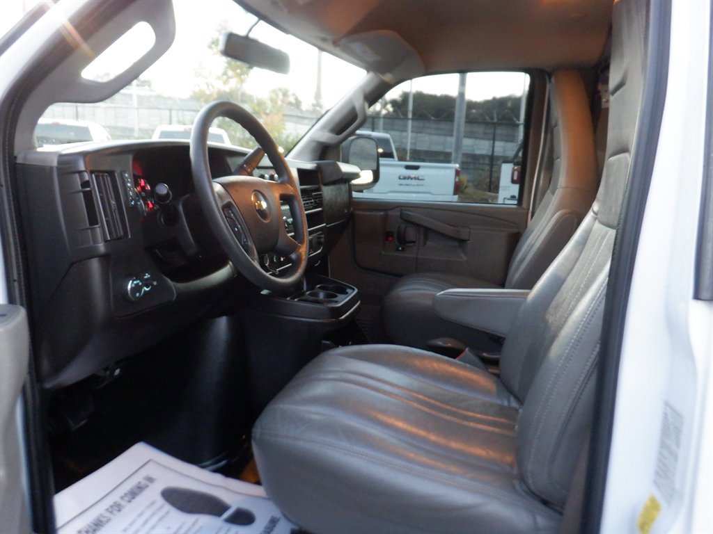 Used 2023 Chevrolet Express 2500 Hvac BIN Package w/ Driver Convenience Package image 13