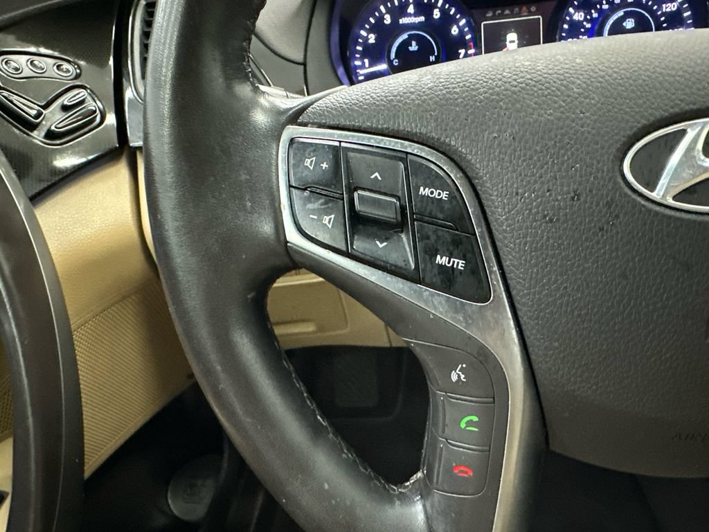 Used 2016 Hyundai Azera Limited FWD image 24