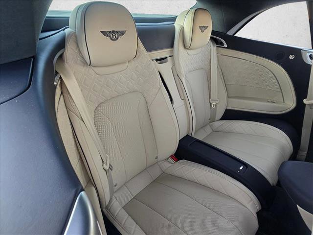 Used 2021 Bentley Continental GT image 18