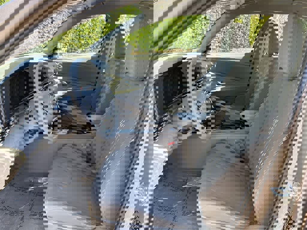 Used 2023 Hyundai Elantra SEL w/ Cargo Package image 24