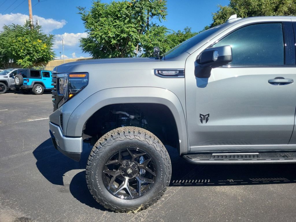 New 2025 GMC Sierra 1500 AT4 w/ AT4 Premium Package AWD/4WD image 6