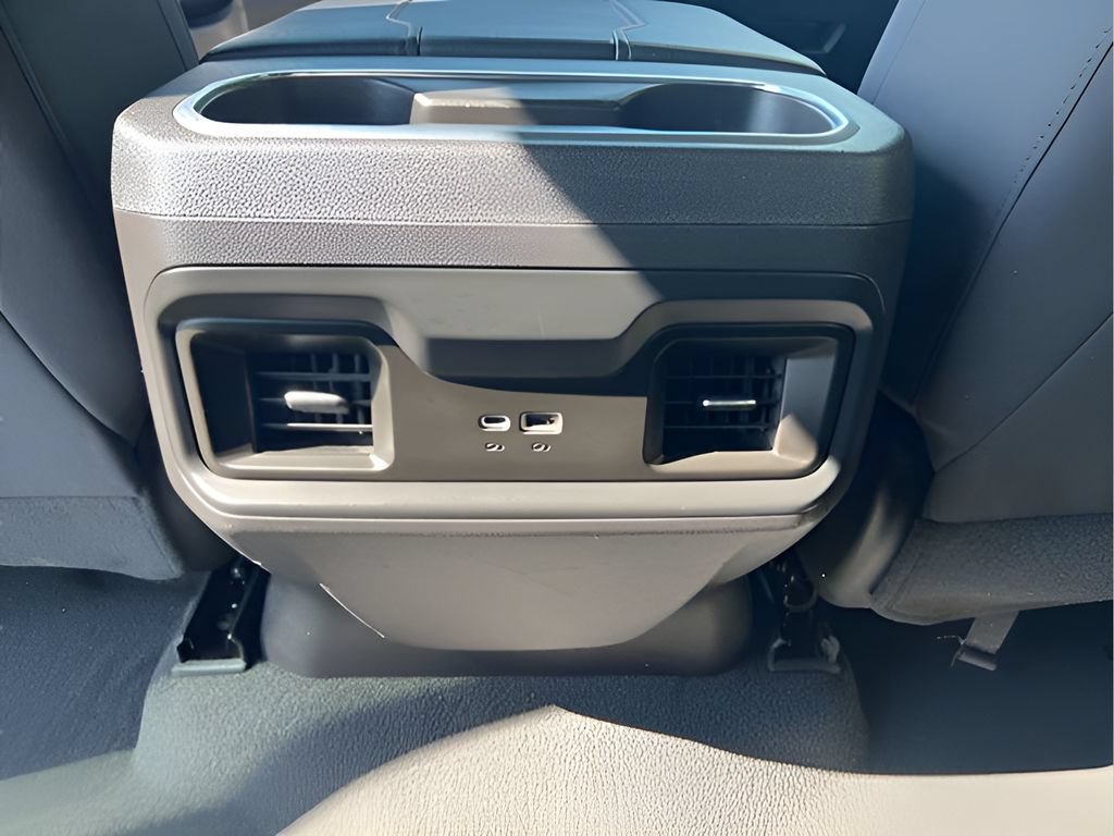 Used 2024 Chevrolet Silverado 1500 LT Trail Boss w/ Convenience Package II AWD/4WD image 16