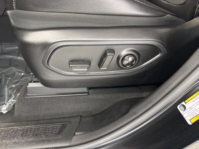 Used 2023 Jeep Grand Cherokee L Laredo image 17