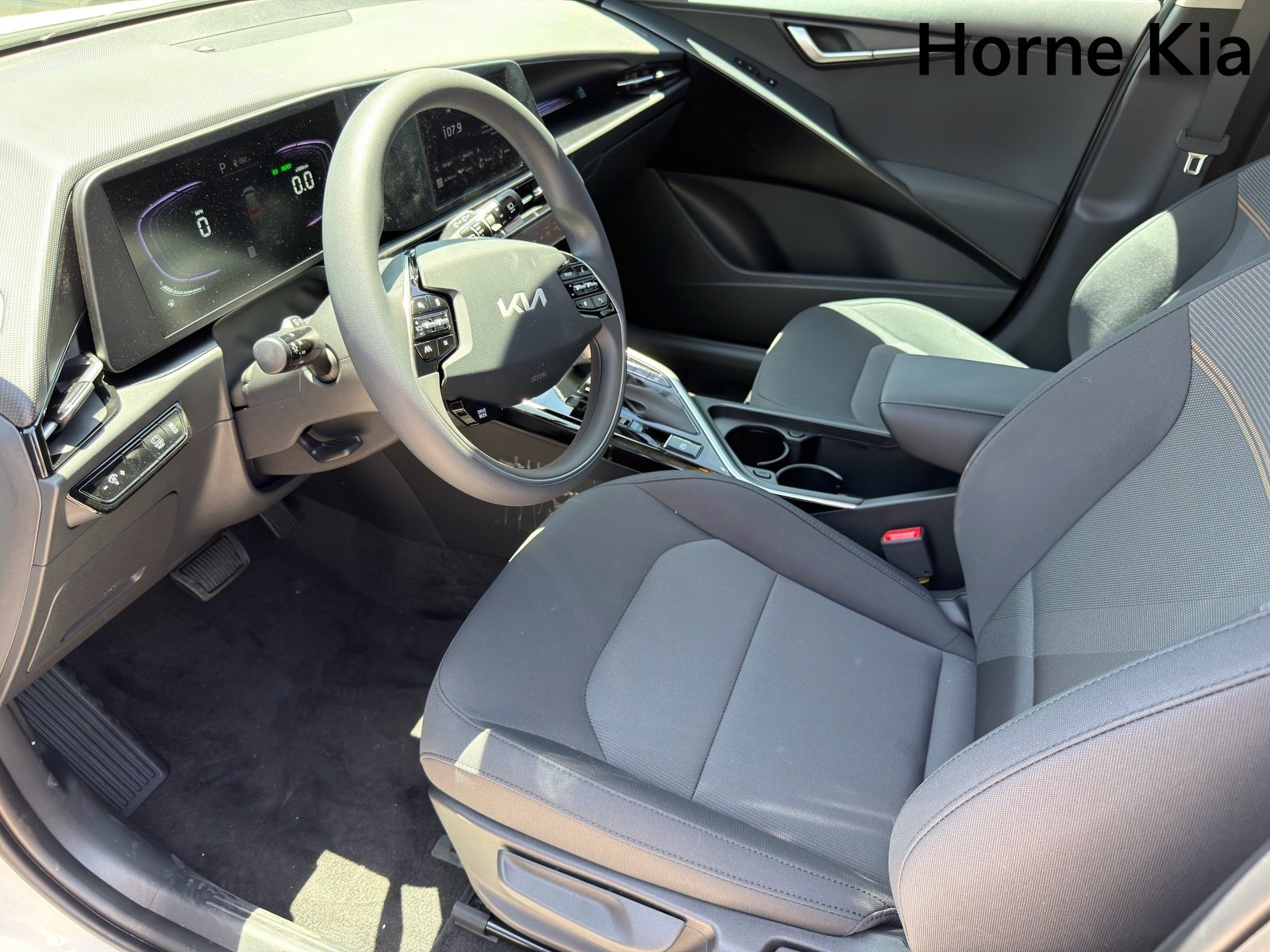 New 2026 Kia Niro LX FWD image 9