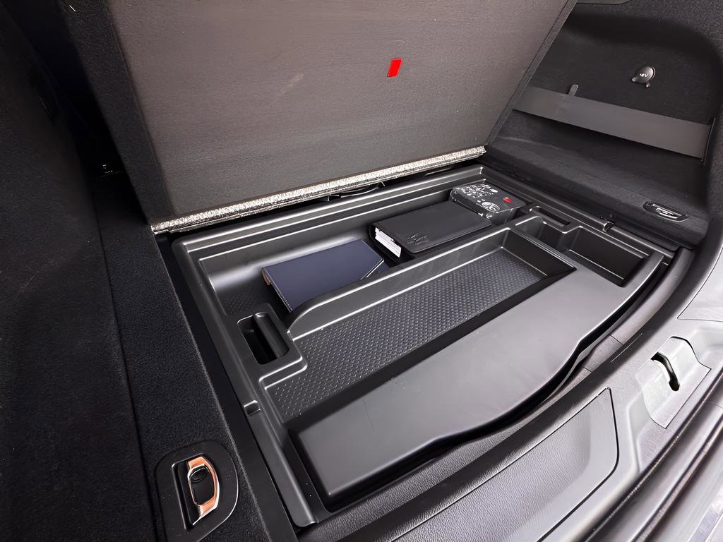 Used 2024 Maserati Levante GT Ultima image 27