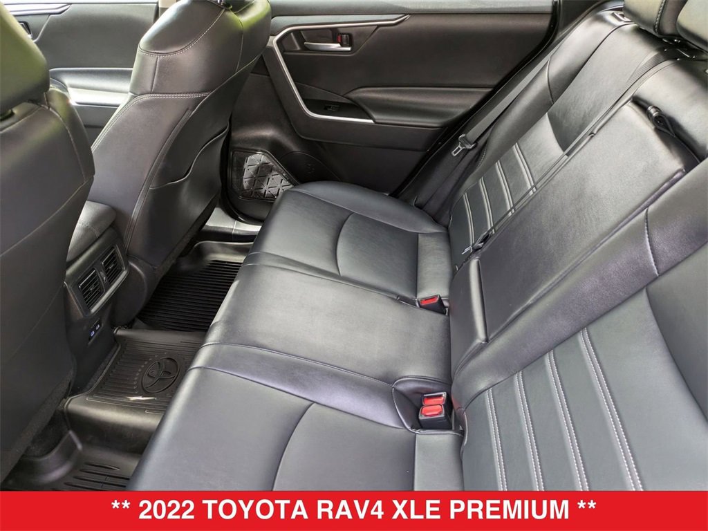 Used 2022 Toyota RAV4 XLE Premium image 71