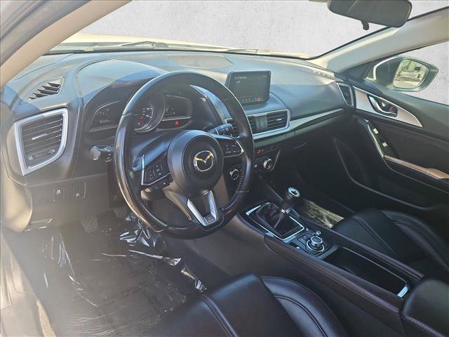 Used 2017 MAZDA MAZDA3 Touring FWD image 10