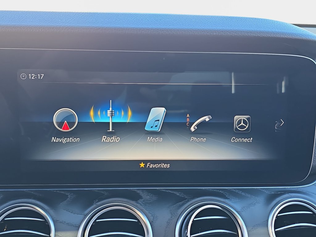 Used 2020 Mercedes-Benz E 350 Sedan image 24