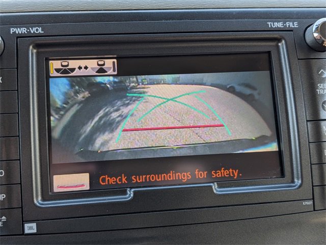 Used 2014 Toyota Sienna Limited image 20