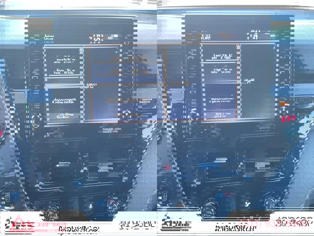 Used 2023 Toyota Camry XSE image 11