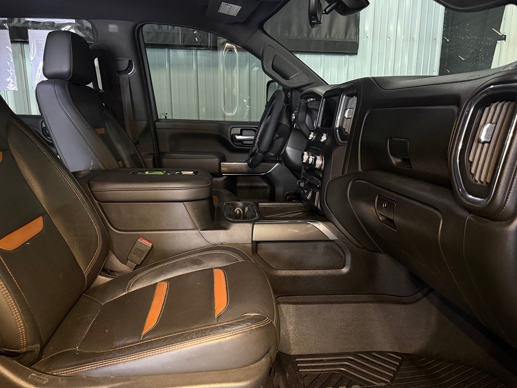 Used 2020 GMC Sierra 2500 AT4 w/ AT4 Premium Package AWD/4WD image 14