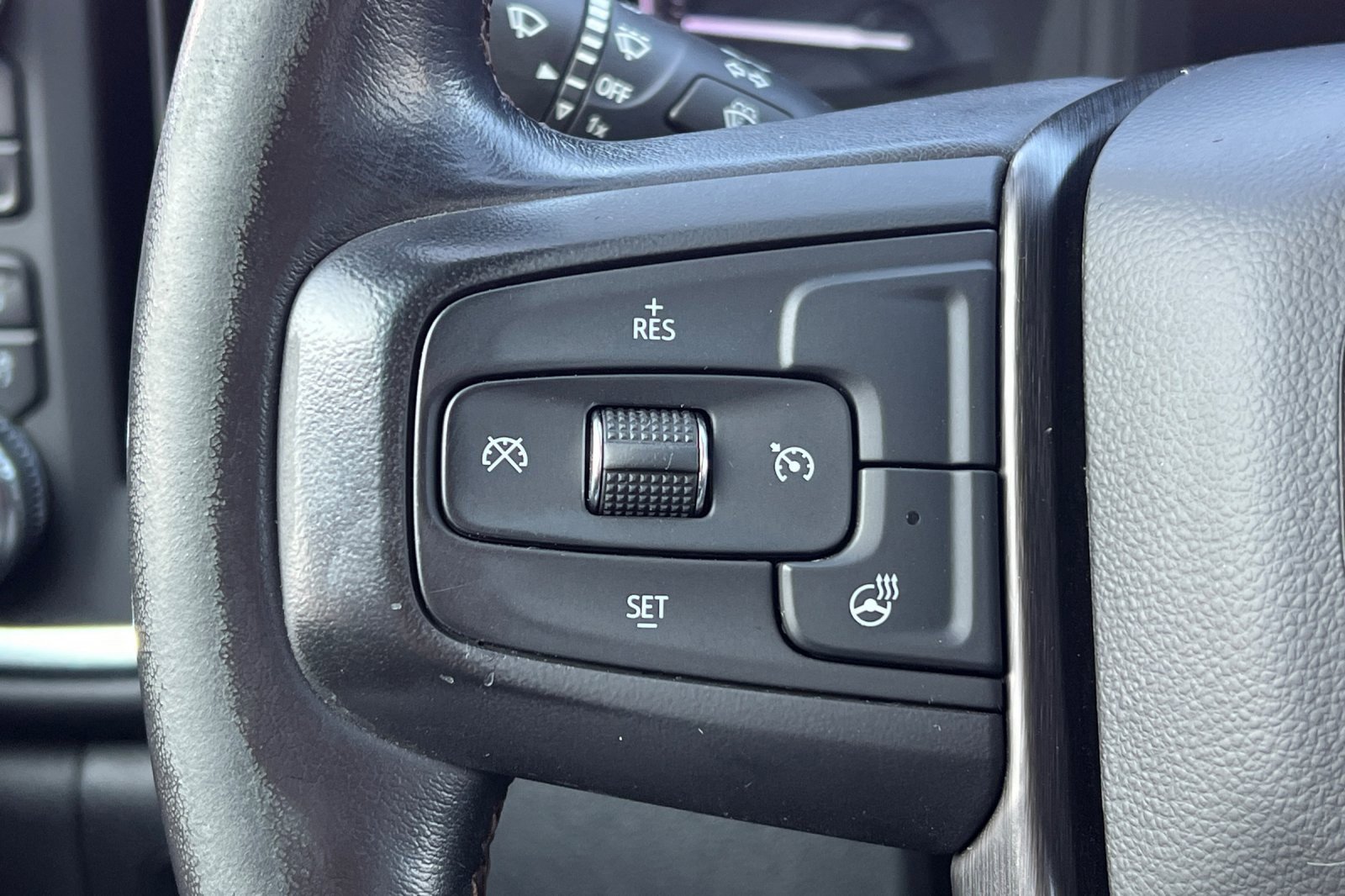 Used 2021 GMC Sierra 2500 AT4 w/ Gooseneck/5TH Wheel Package image 31