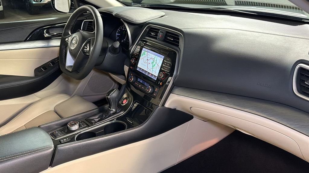 Used 2017 Nissan Maxima 3.5 SL image 9