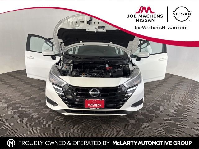 Certified 2025 Nissan Versa SV w/ Trunk Package image 11