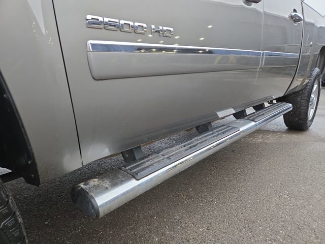 Used 2013 Chevrolet Silverado 2500 LT w/ Custom Sport Truck Package image 8