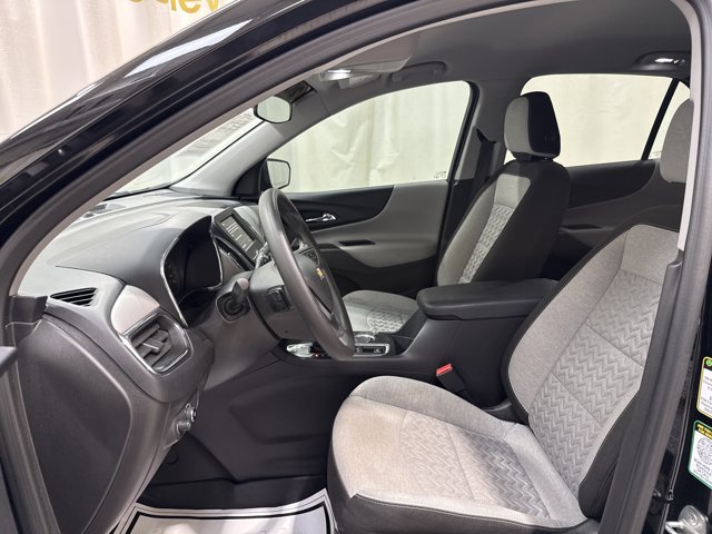 Used 2023 Chevrolet Equinox LS w/ LS Convenience Package FWD image 12