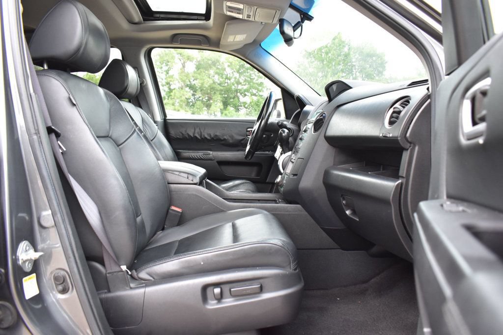 Used 2010 Honda Pilot Touring image 14