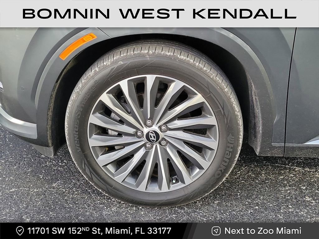 Used 2024 Hyundai Palisade Calligraphy image 6