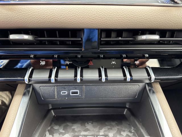 New 2026 GMC Canyon Denali image 23