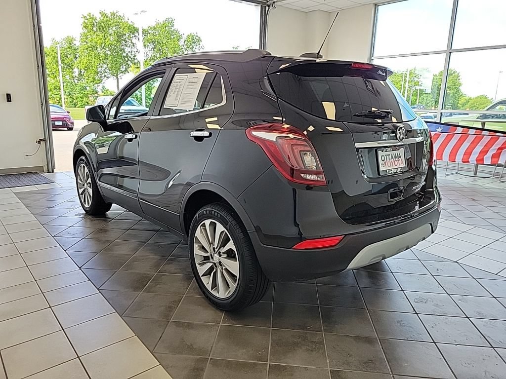 Used 2020 Buick Encore Preferred w/ Safety Package FWD image 7