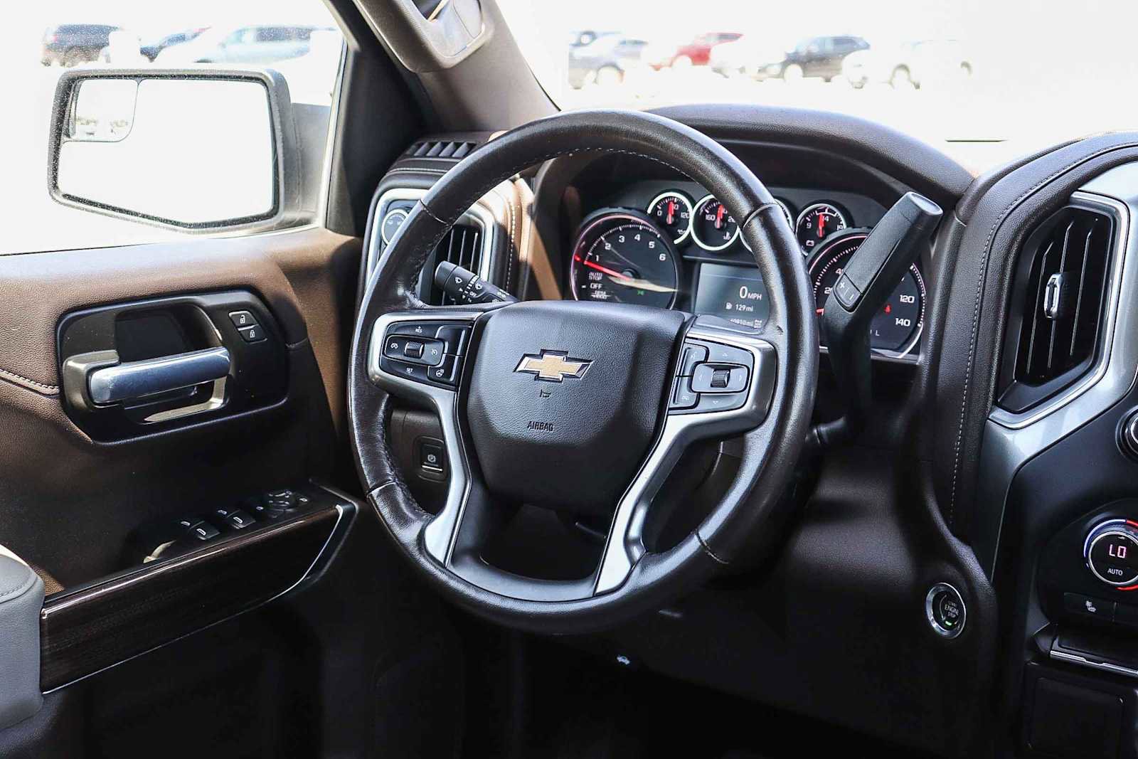 Used 2021 Chevrolet Silverado 1500 LT image 15