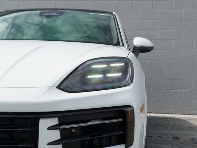 New 2026 Porsche Cayenne Coupe image 11
