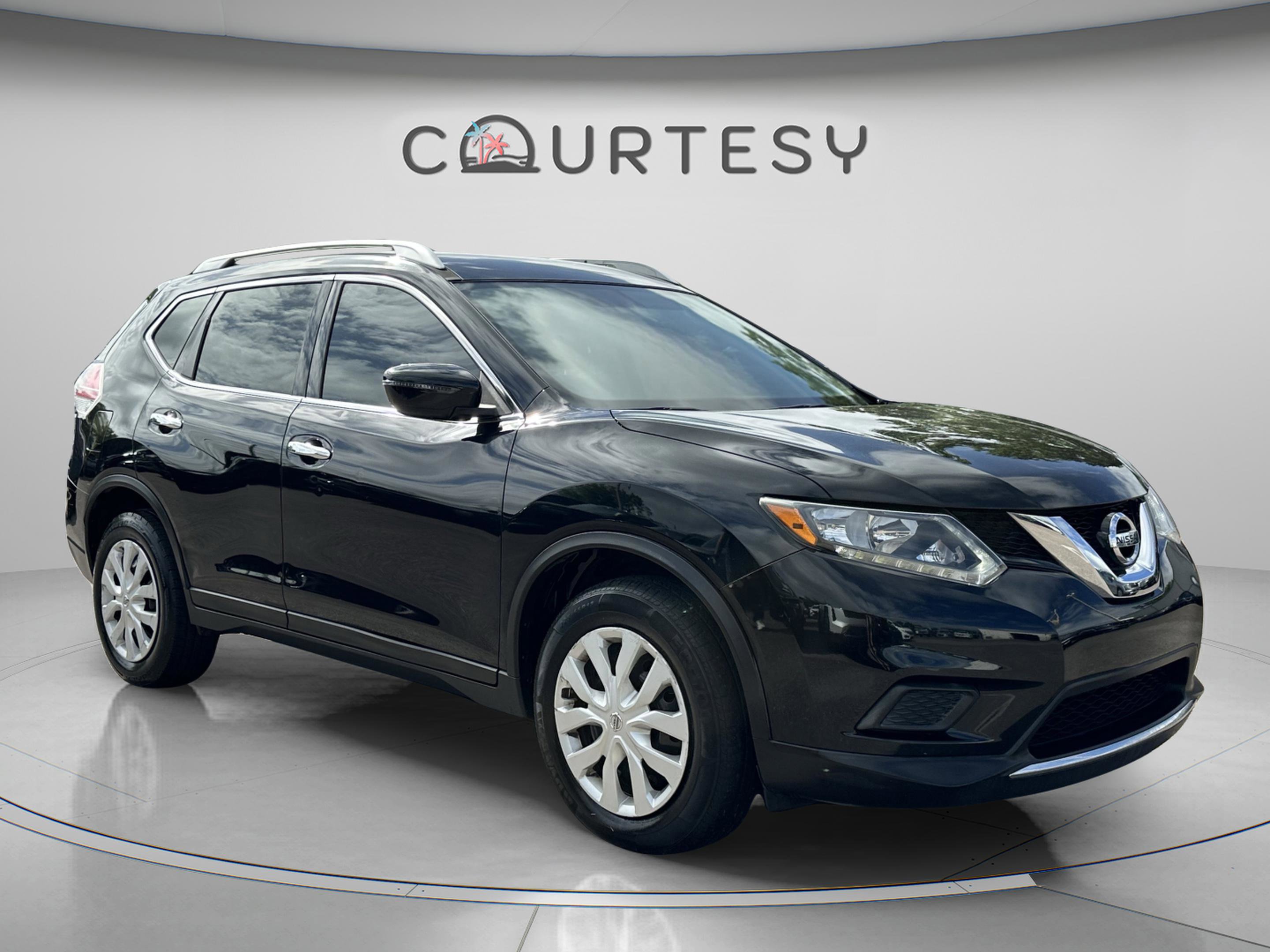 Used 2016 Nissan Rogue S w/ Appearance Package image 9