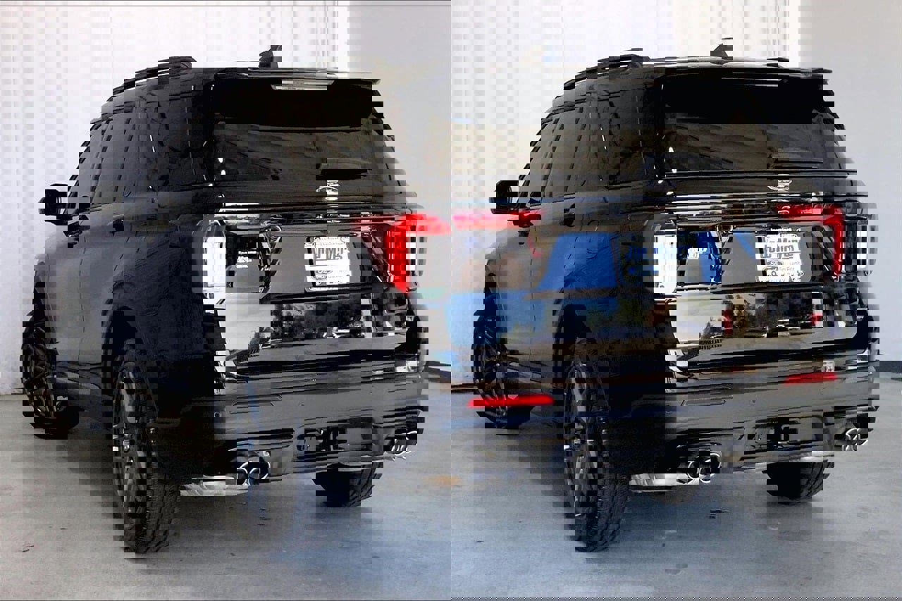 Used 2025 Ford Explorer ST w/ Sun And Sound Package image 10